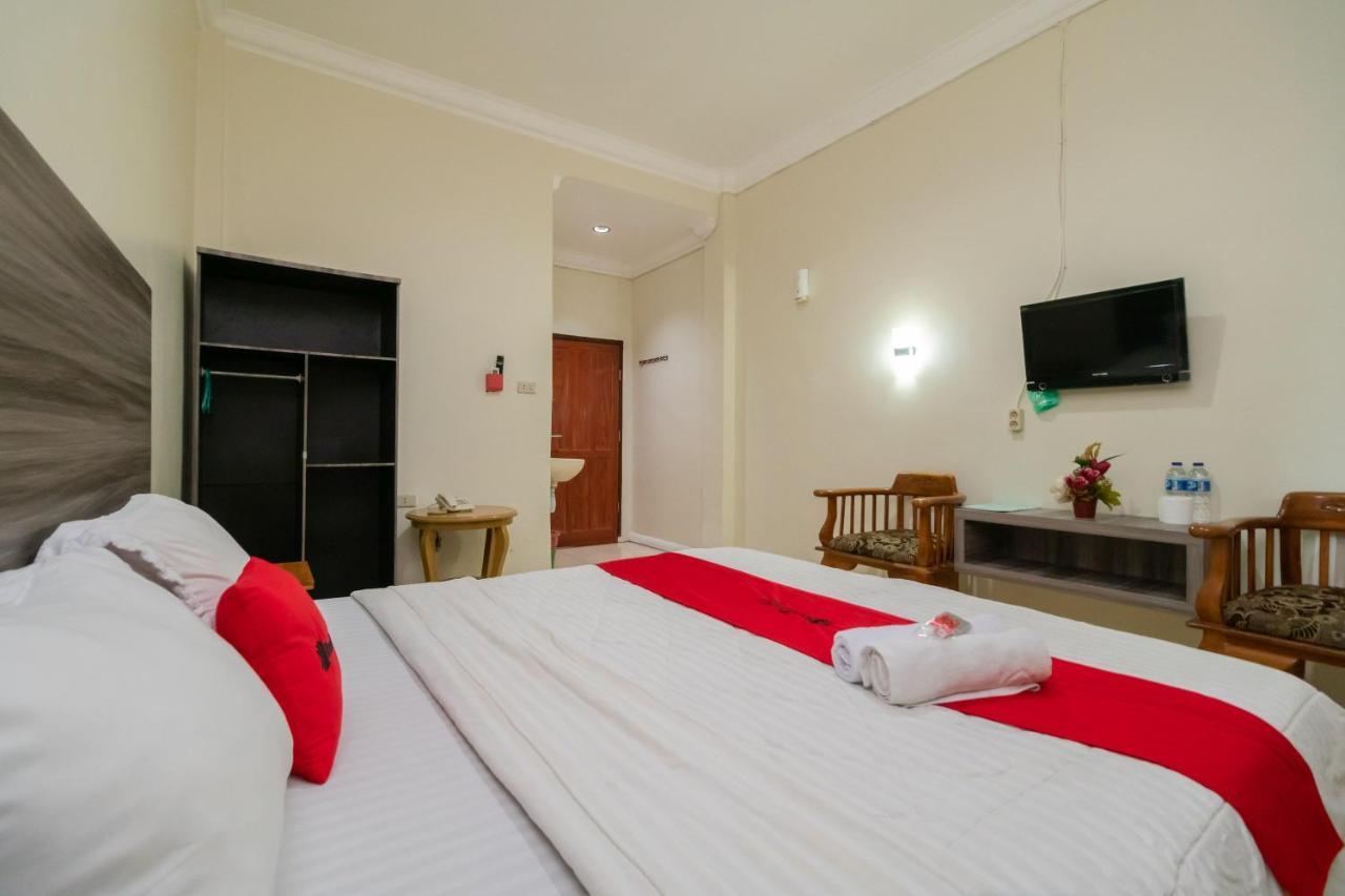 Hotel Reddoorz @ Pematangsiantar Exterior foto